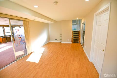107 Calvert Ave, Edison, NJ 08820 photo 10