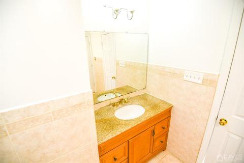 107 Calvert Ave, Edison, NJ 08820 photo 18