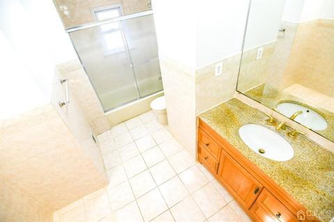 107 Calvert Ave, Edison, NJ 08820 photo 19