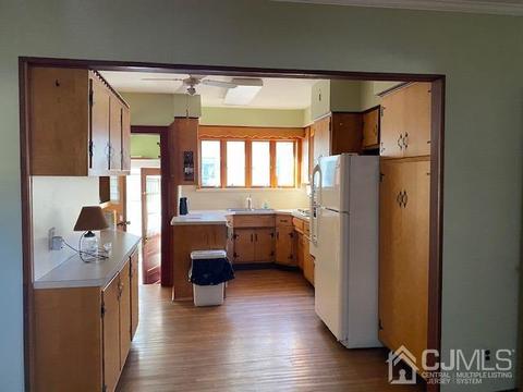 140 Stout Ave, Middlesex, NJ 08846 photo 9