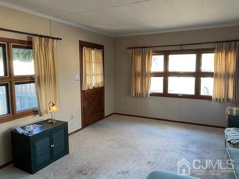 140 Stout Ave, Middlesex, NJ 08846 photo 12