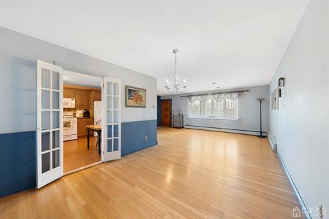 92 Thomas Pl, Edison, NJ 08837 photo 8
