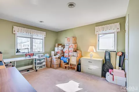 22 Shearn Dr, Middlesex, NJ 08846 photo 32
