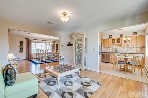 22 Shearn Dr, Middlesex, NJ 08846 photo 14