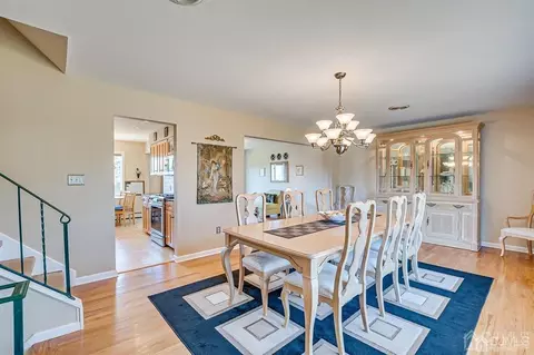 22 Shearn Dr, Middlesex, NJ 08846 photo 9