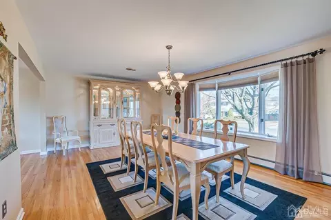 22 Shearn Dr, Middlesex, NJ 08846 photo 10
