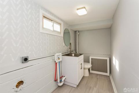 111 Coleman St, Middlesex, NJ 08846 photo 25