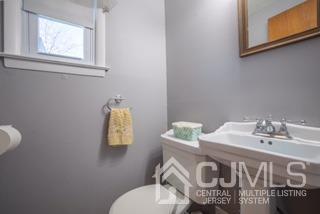 165 Barbara Pl, Middlesex, NJ 08846 photo 18