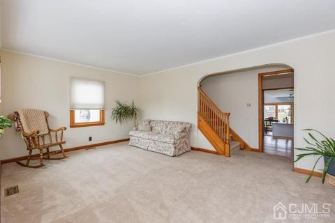 309 D St, Middlesex, NJ 08846 photo 2