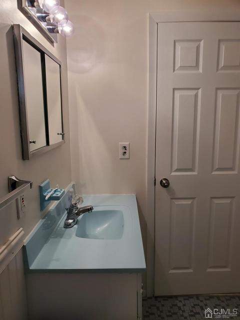 14 Magee Rd, Edison, NJ 08817 photo 18
