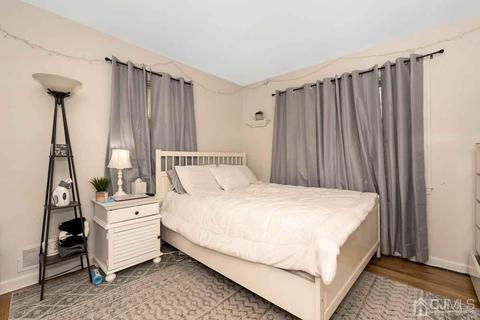 604 Lorraine Ave, Middlesex, NJ 08846 photo 12