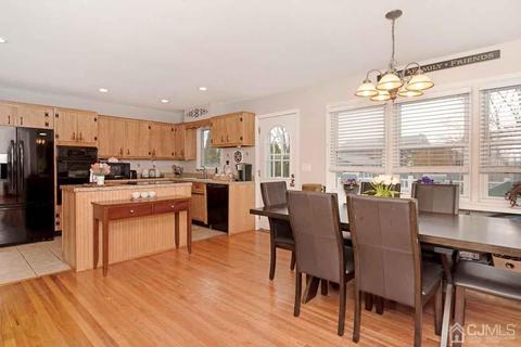 604 Lorraine Ave, Middlesex, NJ 08846 photo 10