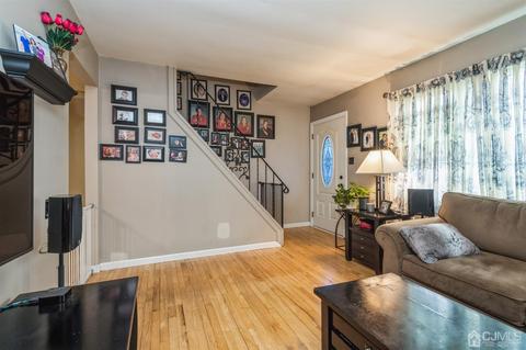 128 Old Post Rd, Edison, NJ 08817 photo 5