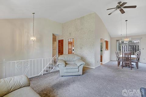 123 Lee Dr, Middlesex, NJ 08846 photo 8