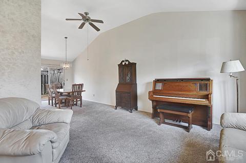 123 Lee Dr, Middlesex, NJ 08846 photo 9