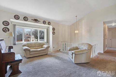 123 Lee Dr, Middlesex, NJ 08846 photo 7