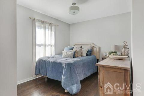 211 Stephenson Ave, Middlesex, NJ 08846 photo 13