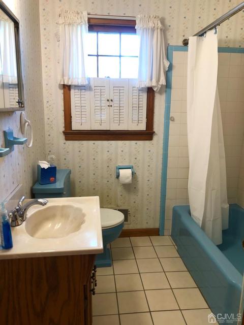 214 W Maple Ave, Bound Brook, NJ 08805 photo 22