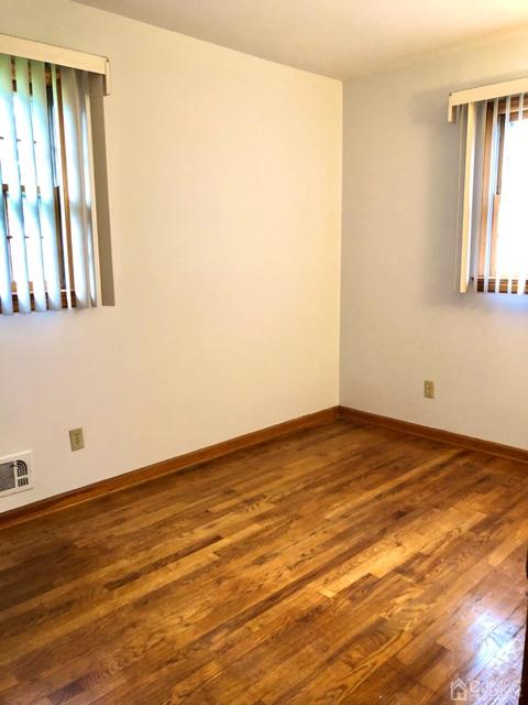 214 W Maple Ave, Bound Brook, NJ 08805 photo 9