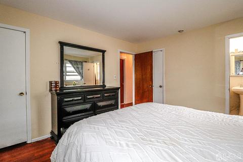 35 Eileen Way, Edison, NJ 08837 photo 18