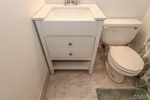 35 Eileen Way, Edison, NJ 08837 photo 27