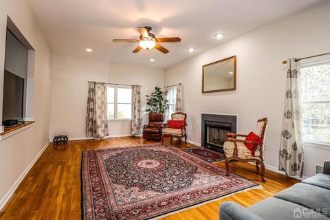 2 Peru St, Edison, NJ 08820 photo 8
