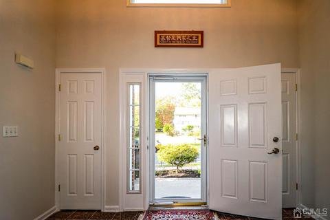 2 Peru St, Edison, NJ 08820 photo 4