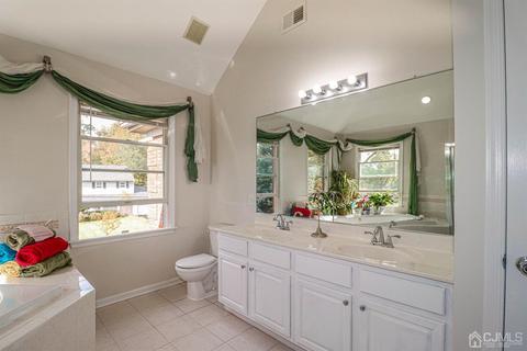 2 Peru St, Edison, NJ 08820 photo 28