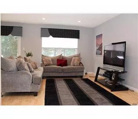 6 Pheasant Run, Edison, NJ 08820 photo 3
