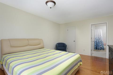 2 Honeysuckle Ln, Edison, NJ 08820 photo 15