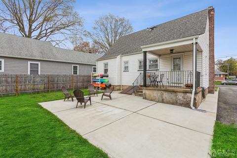446 3rd St, Dunellen, NJ 08812 photo 6