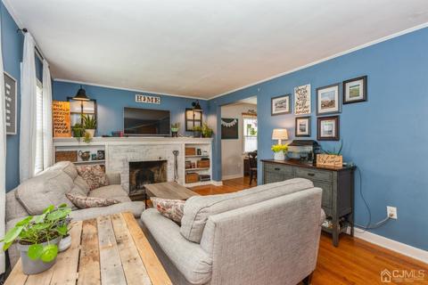 446 3rd St, Dunellen, NJ 08812 photo 8