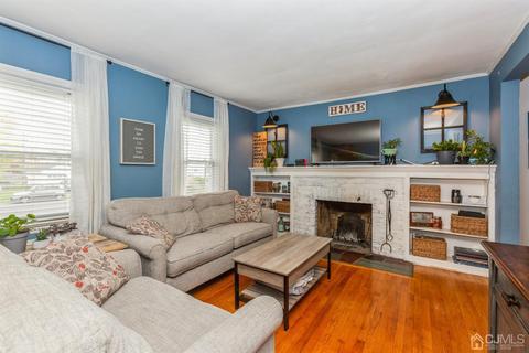 446 3rd St, Dunellen, NJ 08812 photo 9