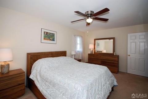 9 Shearn Dr, Middlesex, NJ 08846 photo 18