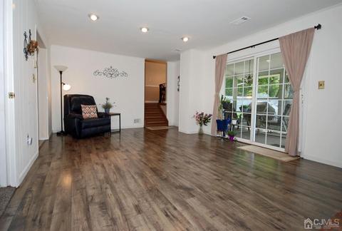 9 Shearn Dr, Middlesex, NJ 08846 photo 11
