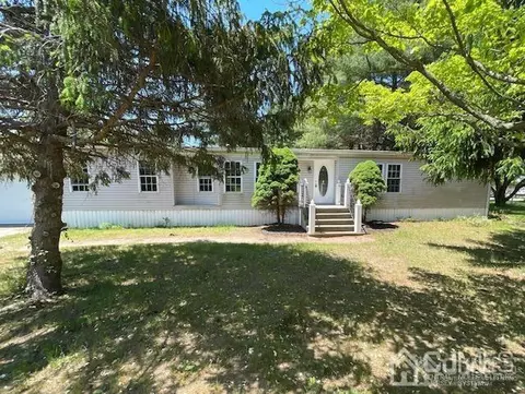397 Spotswood Gravel Hill Rd, Monroe, NJ 08831