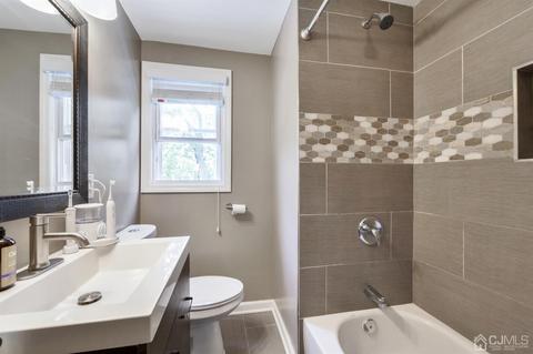 562 Cook Ave, Middlesex, NJ 08846 photo 17