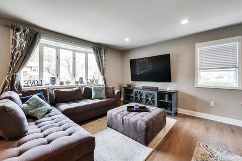 562 Cook Ave, Middlesex, NJ 08846 photo 4