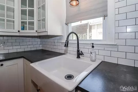 22 Fox Rd, Edison, NJ 08817 photo 13