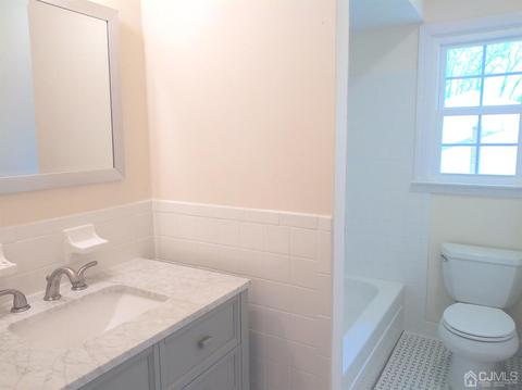 8 Eagle Rd, Edison, NJ 08820 photo 16