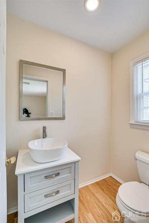 8 Eagle Rd, Edison, NJ 08820 photo 19