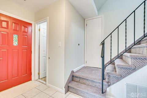 9 Wakefield Dr, Edison, NJ 08820 photo 8