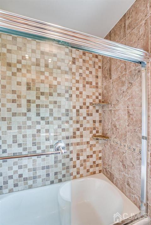 9 Wakefield Dr, Edison, NJ 08820 photo 57