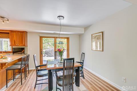 9 Wakefield Dr, Edison, NJ 08820 photo 12