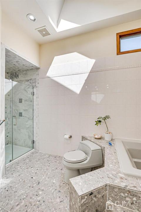 9 Wakefield Dr, Edison, NJ 08820 photo 37