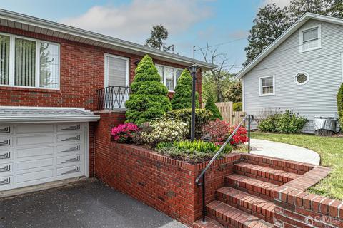 20 Benjamin St, Clark, NJ 07066 photo 3