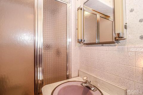 20 Benjamin St, Clark, NJ 07066 photo 11
