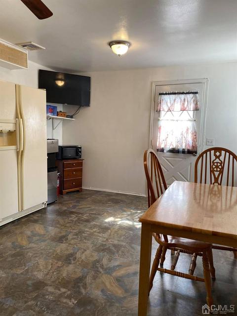 744 Drake Ave, Middlesex, NJ 08846 photo 2