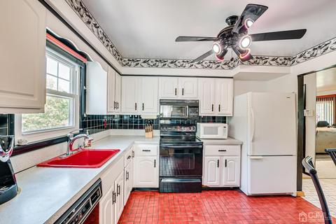 40 Fox Rd, Edison, NJ 08817 photo 13