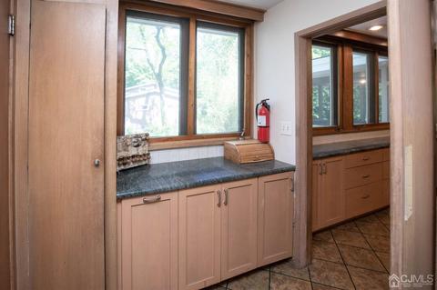 8 Hamlin Rd, Edison, NJ 08817 photo 20